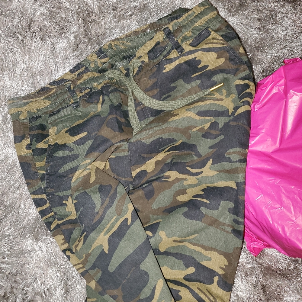 Army fatigue joggers - Picture 2 of 4